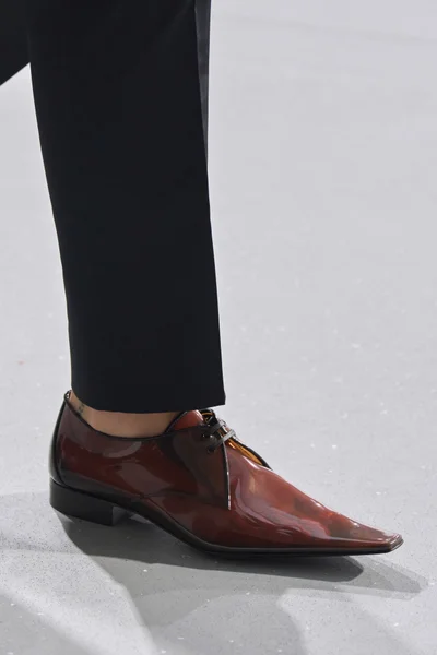 Look 24